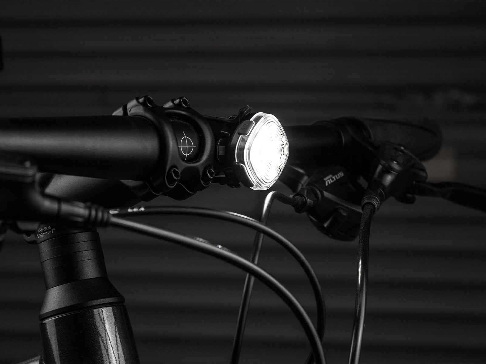 Moov Blaze Front Led Light