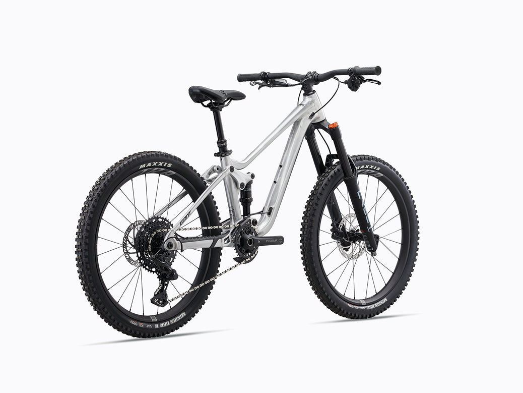 Giant Faith 24